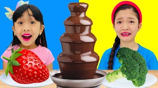 CHOCOLATE FONDUE CHALLENGE  KAYCEE amp RACHEL in WONDERLAND FAMILY [upl. by Emmalyn605]