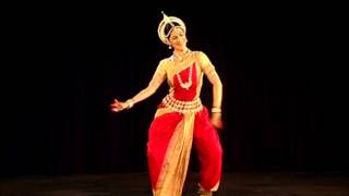 Danza Clásica de la India ODISSI Anandini Dasi Bharatya Vidya Bhavan Mylapore Chennai [upl. by Cori]